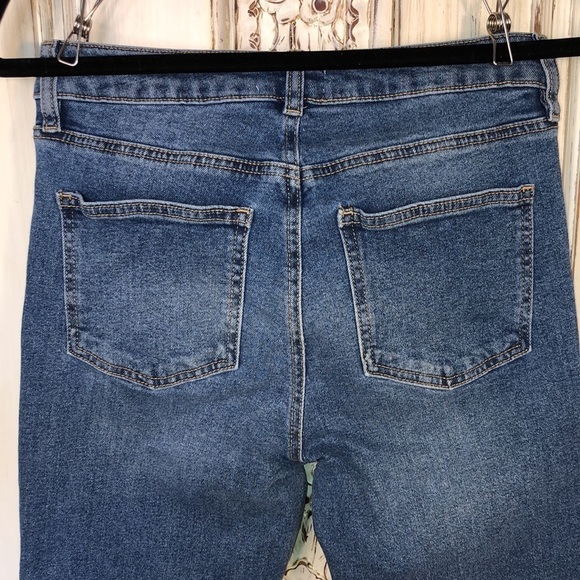 WAREHOUSE Brand Slim Straight High Waist Medium Wash Jeans Size 28 - Picture 9 of 10